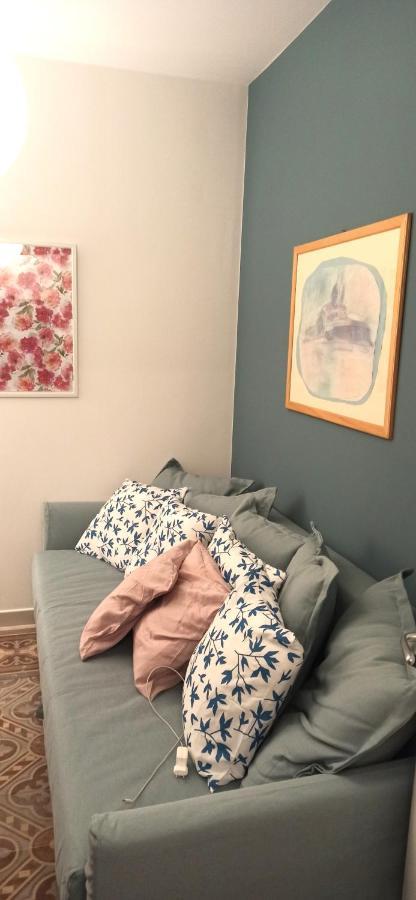 Casa Nella Pietra Viva Apartment Bari Bagian luar foto