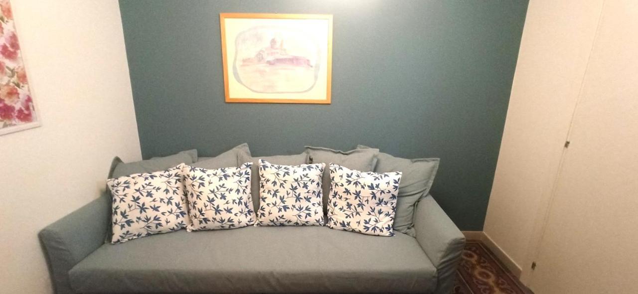 Casa Nella Pietra Viva Apartment Bari Bagian luar foto